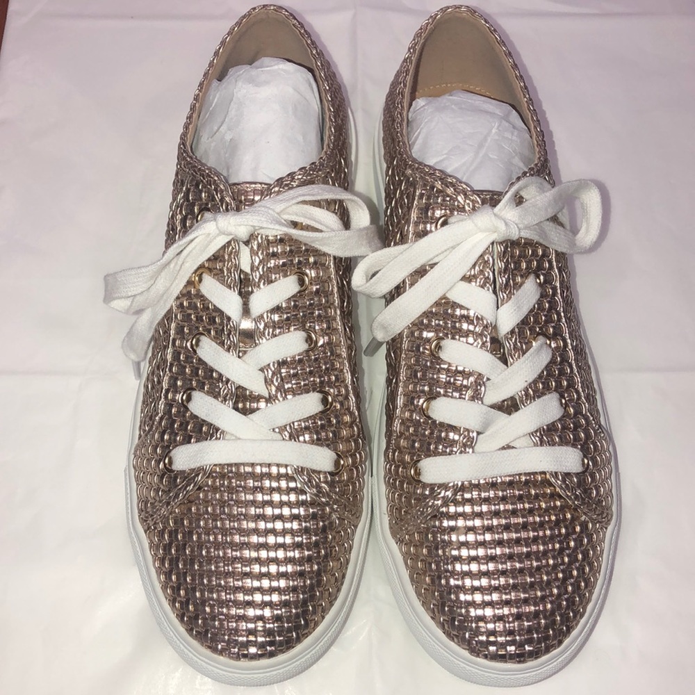 LOFT SNEAKER SIZE 10.5 ROSE GOLD WOVEN NWT IN BOX